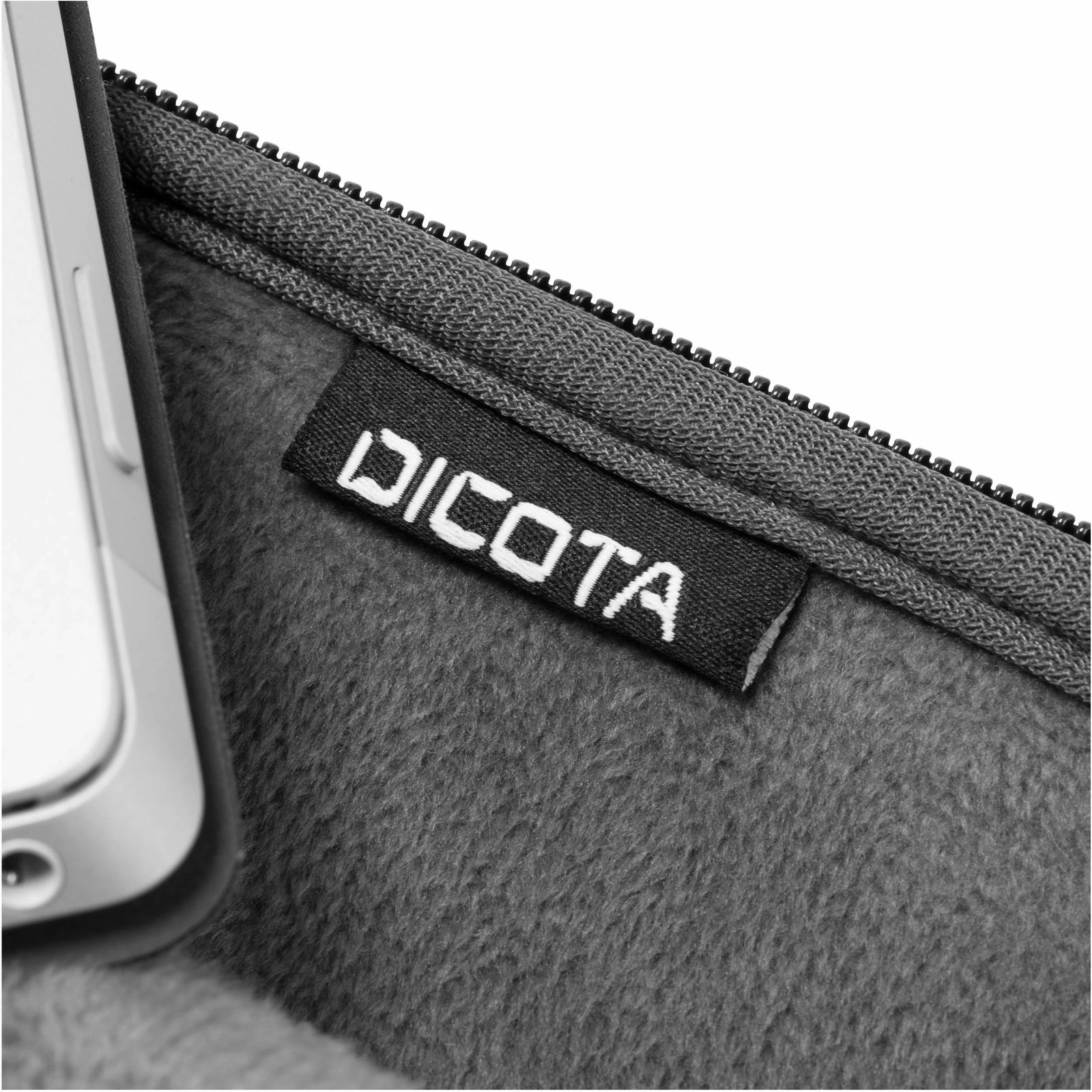 Mbështjellës DICOTA Ultra Skin PRO, 13-13.3", i zi