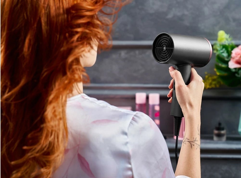 Tharëse flokësh, Lafe, LAFSUS47459, 1800-2200 W, 3 nivele nxehtësie, jonizim, turbo dhe cool shot, me koncentrator, grafit/rozë