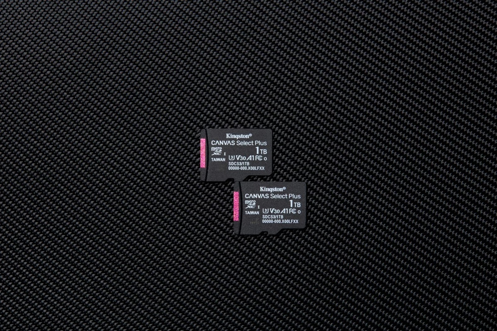 Kartelë memorie microSDXC Kingston Canvas Select Plus Gen3 1TB me adapter, e zezë