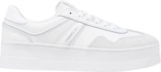 Atlete femra Tommy Hilfiger Jeans të bardha