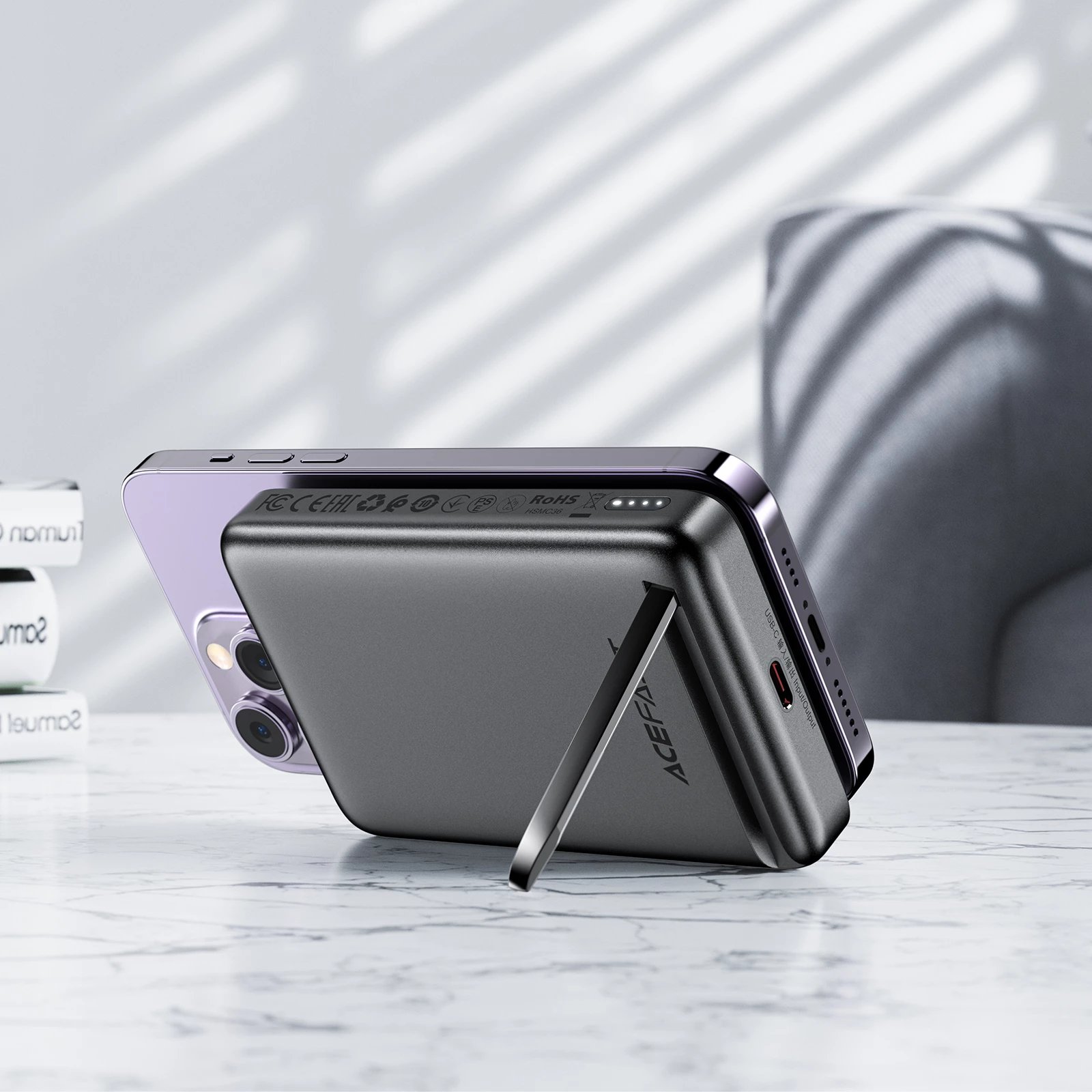 Powerbank Acefast M6, 10000mAh, 20W, me mbështetëse, me kabllo, e zezë