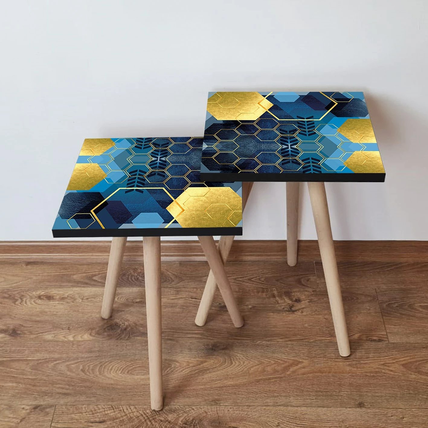 Set tavolinash ndihmëse, dy pjesë, dizajn shumëngjyrësh, Skye Decor, 2Shp160