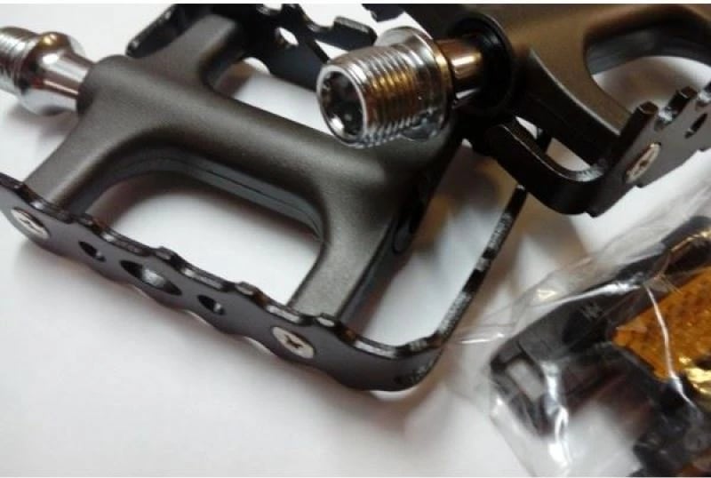 Pedale biçiklete Yakimasport, të zeza