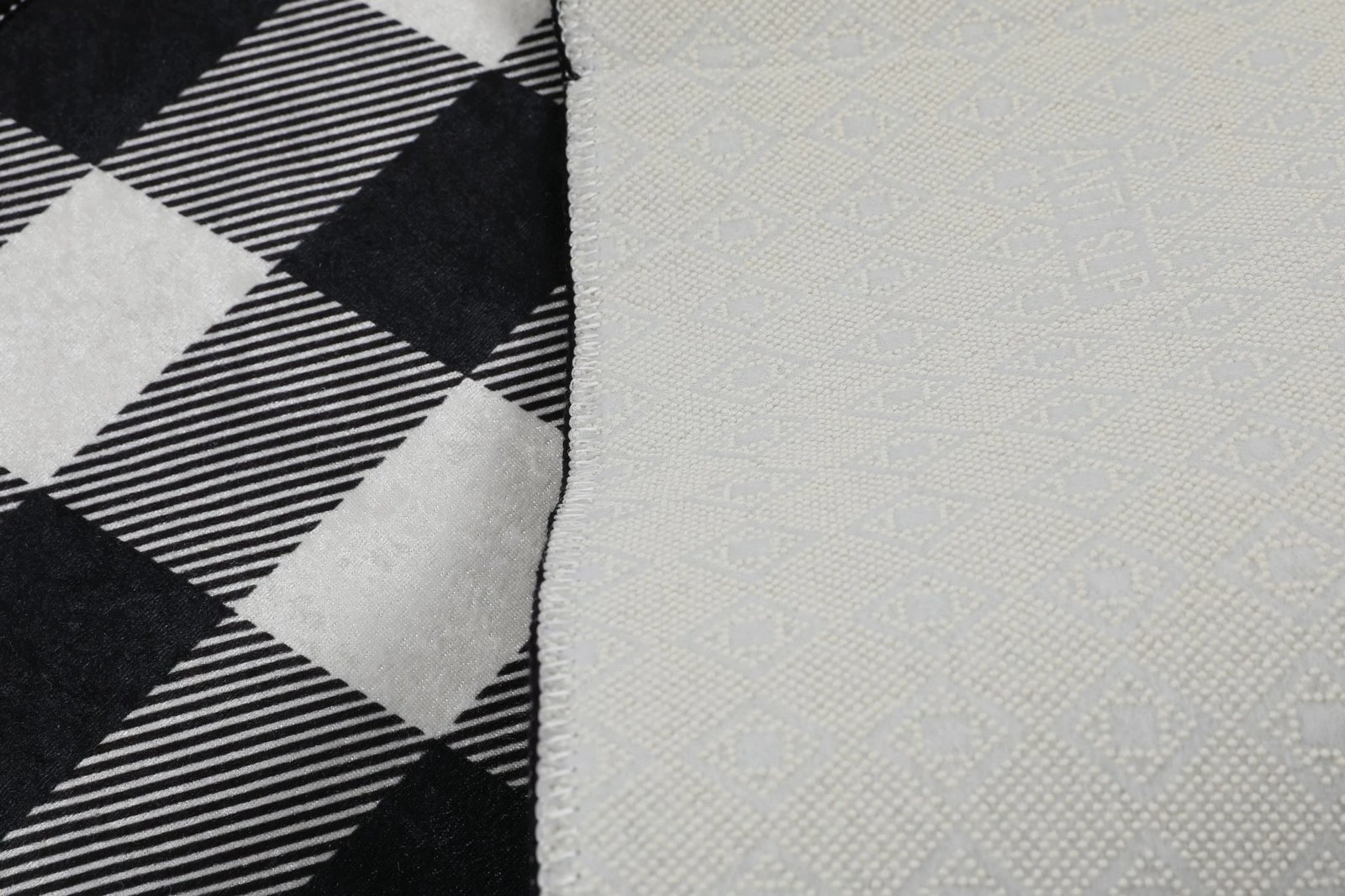 Tapet banjoje Mijölnir, Heat, shumëngjyrësh, 70x120cm