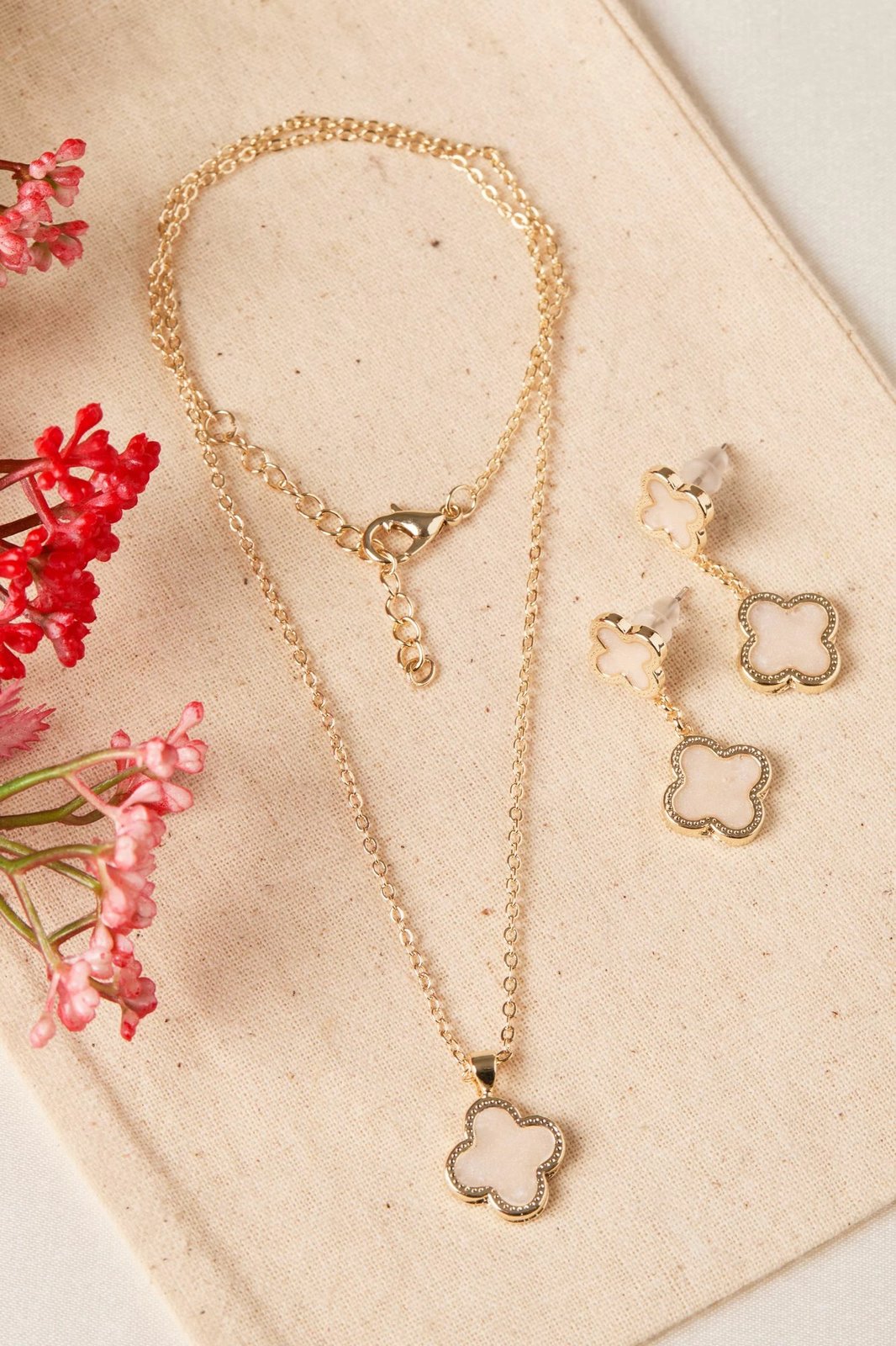 Set varëse metalike me vathë, ngjyrë ari, Elika, CSET9823