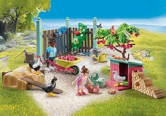 Set lodrash Playmobil My Life 71510, fermë e vogël me pula, 77 pjesë