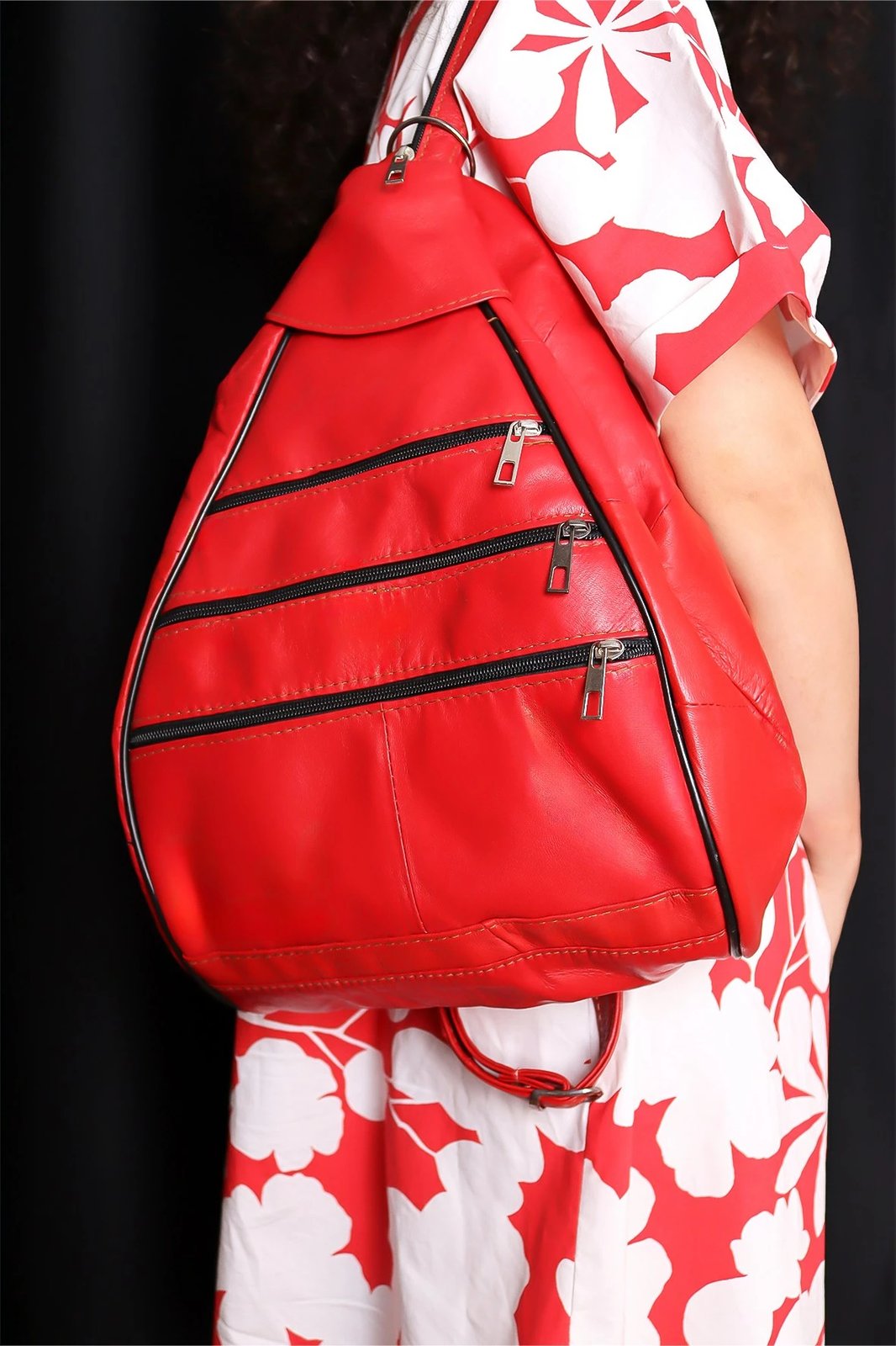 Çantë shpine prej lëkure, e kuqe, Zoozie Bags, HDBSVOCF1001
