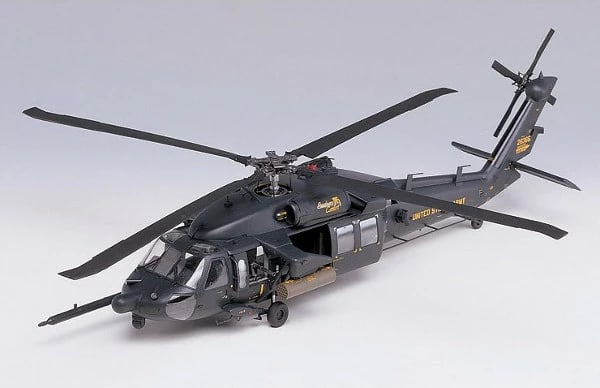 Model helikopter Academy MH-60L DAP Black Hawk, 1:35, plastik