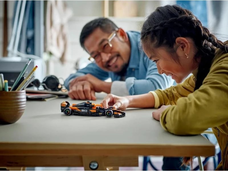 Set lego Speed Champions McLaren për fëmijë