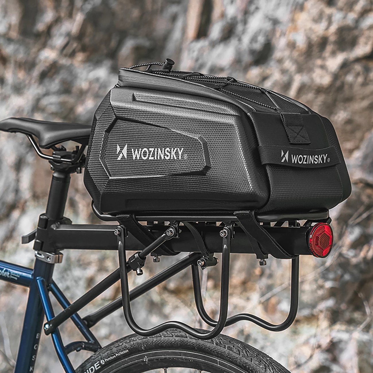çantë bagazhi biçiklete, Wozinsky WSR-01B, 9 L, e papërshkueshme nga uji, montim me rripa Velcro, e zezë