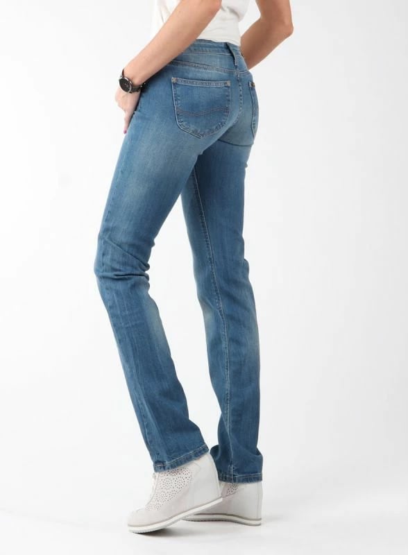 Xhinse Lee për femra