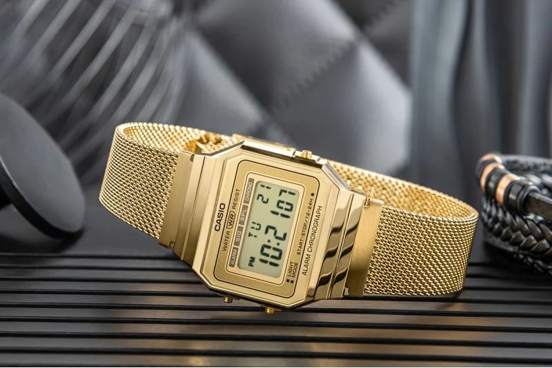 Orë dore për meshkuj Casio, ari