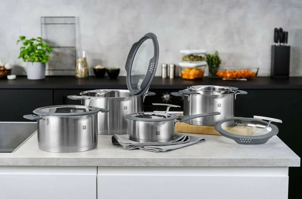 Set tenxheresh Zwilling Simplify 5 copë, çelik inox, kapakë me sitë, inox Set tenxheresh Zwilling Simplify 5 copë, çelik inox, kapakë me sitë, inox