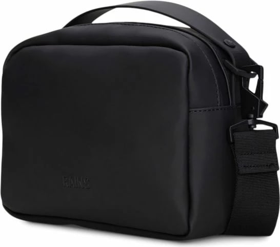 Çantë Rains, e zezë