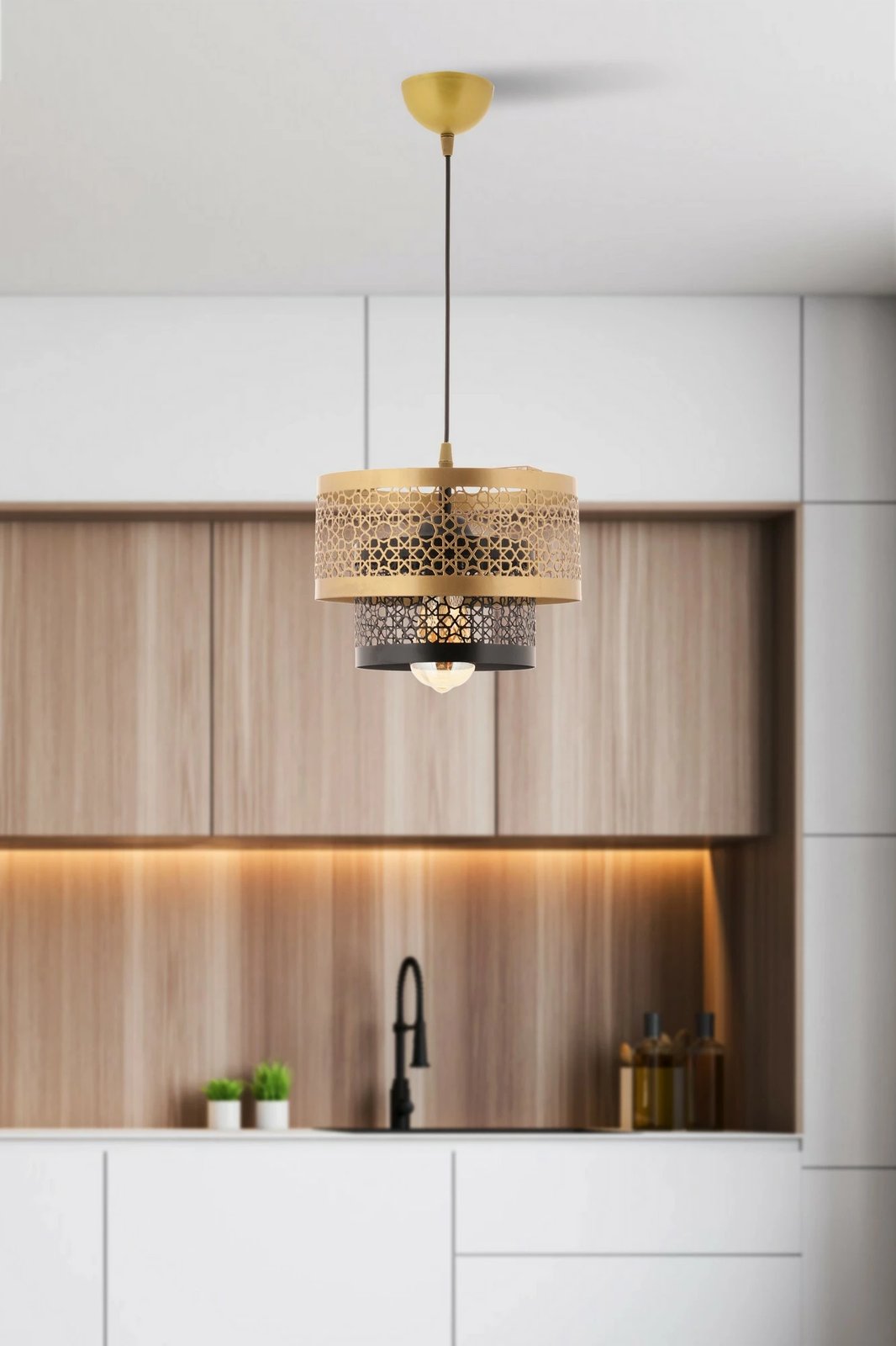 Llambë tavani Opviq Harold, e zezë dhe ari