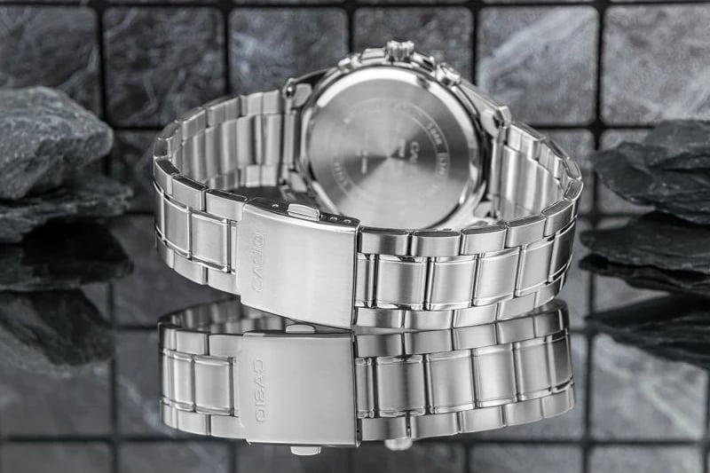 Orë dore për meshkuj CASIO, e gjelbër