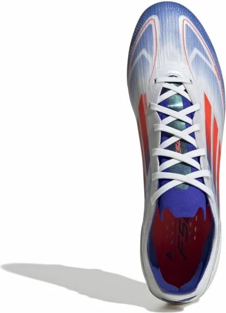 Atlete për meshkuj adidas, të bardha dhe të kaltra Atlete për meshkuj adidas, të bardha dhe të kaltra