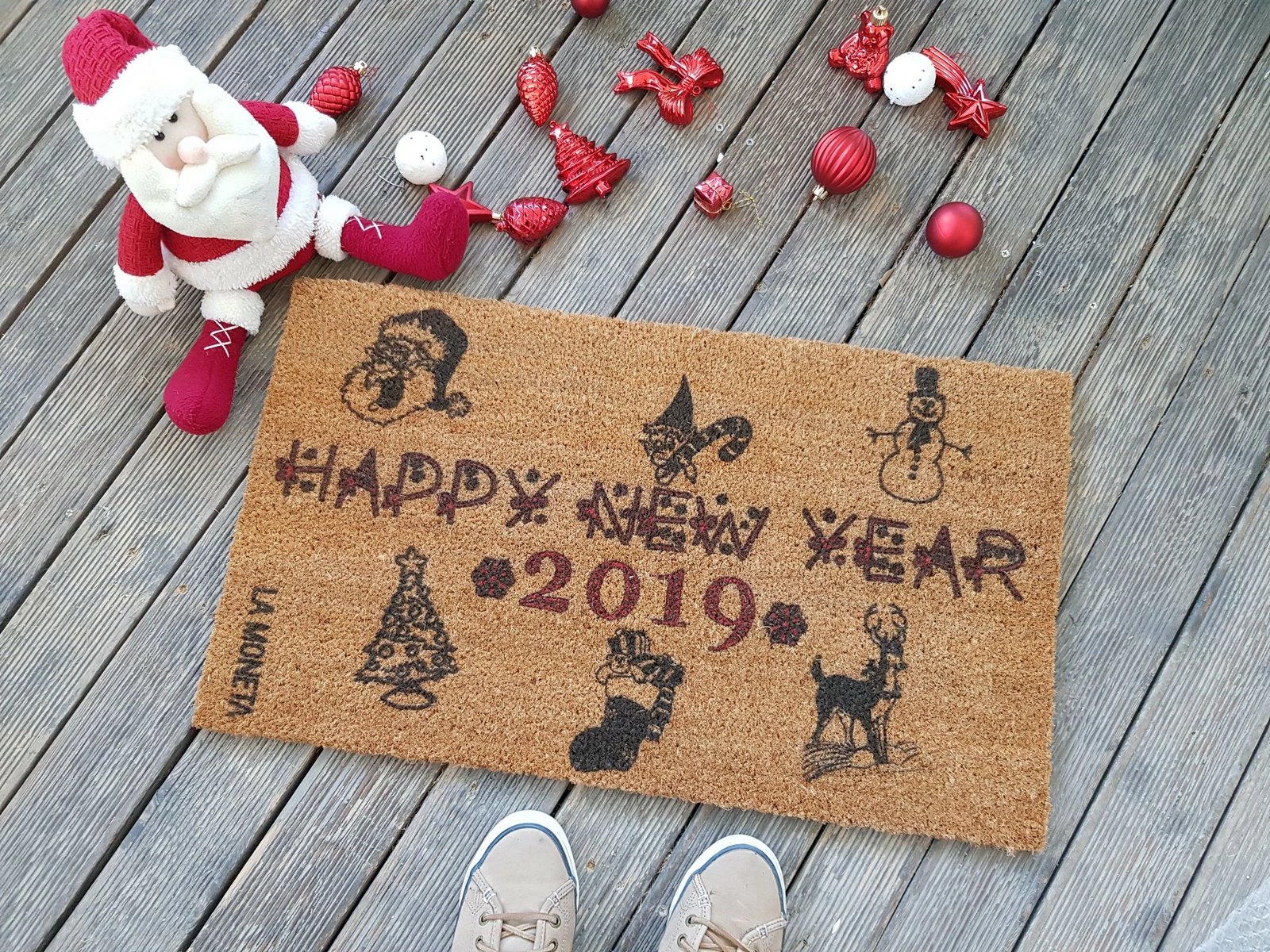 Shilte hyrëse Coco, dizajn Aberto, Happy 2019, kafe dhe e zezë, 70x40cm