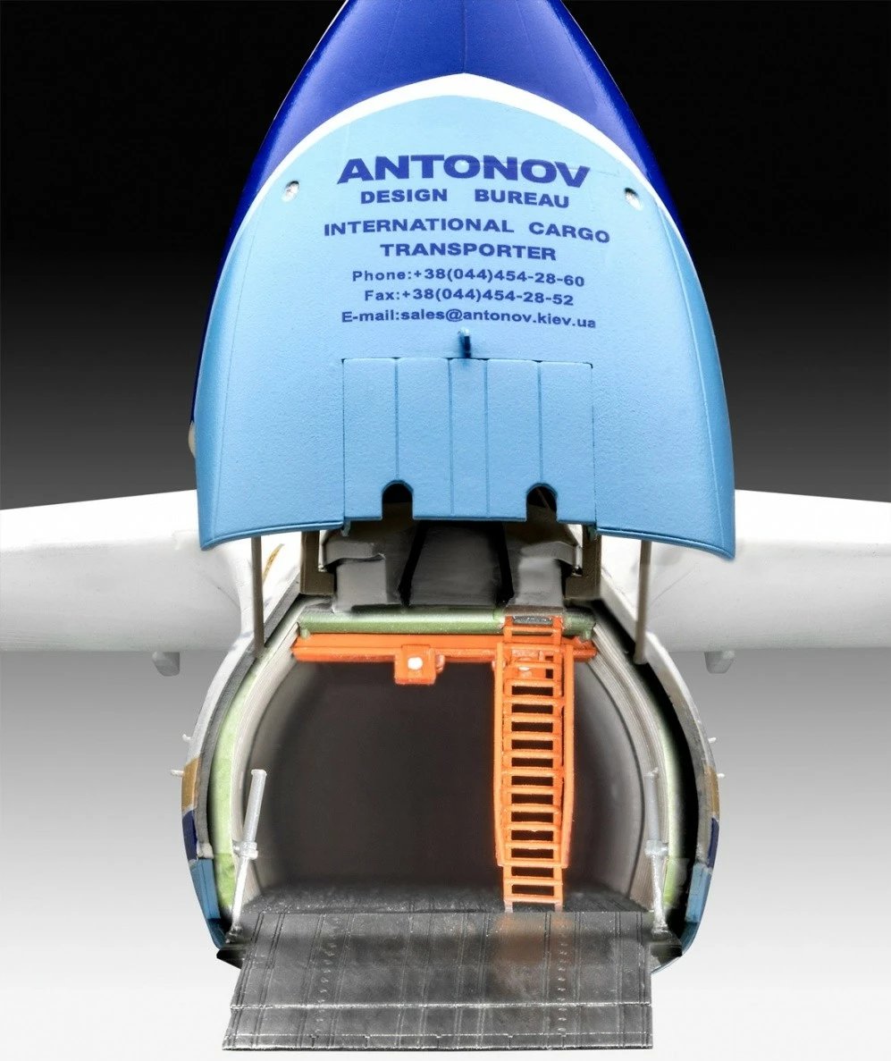 Model plastik Revell Antonov AN-225 Mriya, 1:144, 227 pjesë Model plastik Revell Antonov AN-225 Mriya, 1:144, 227 pjesë