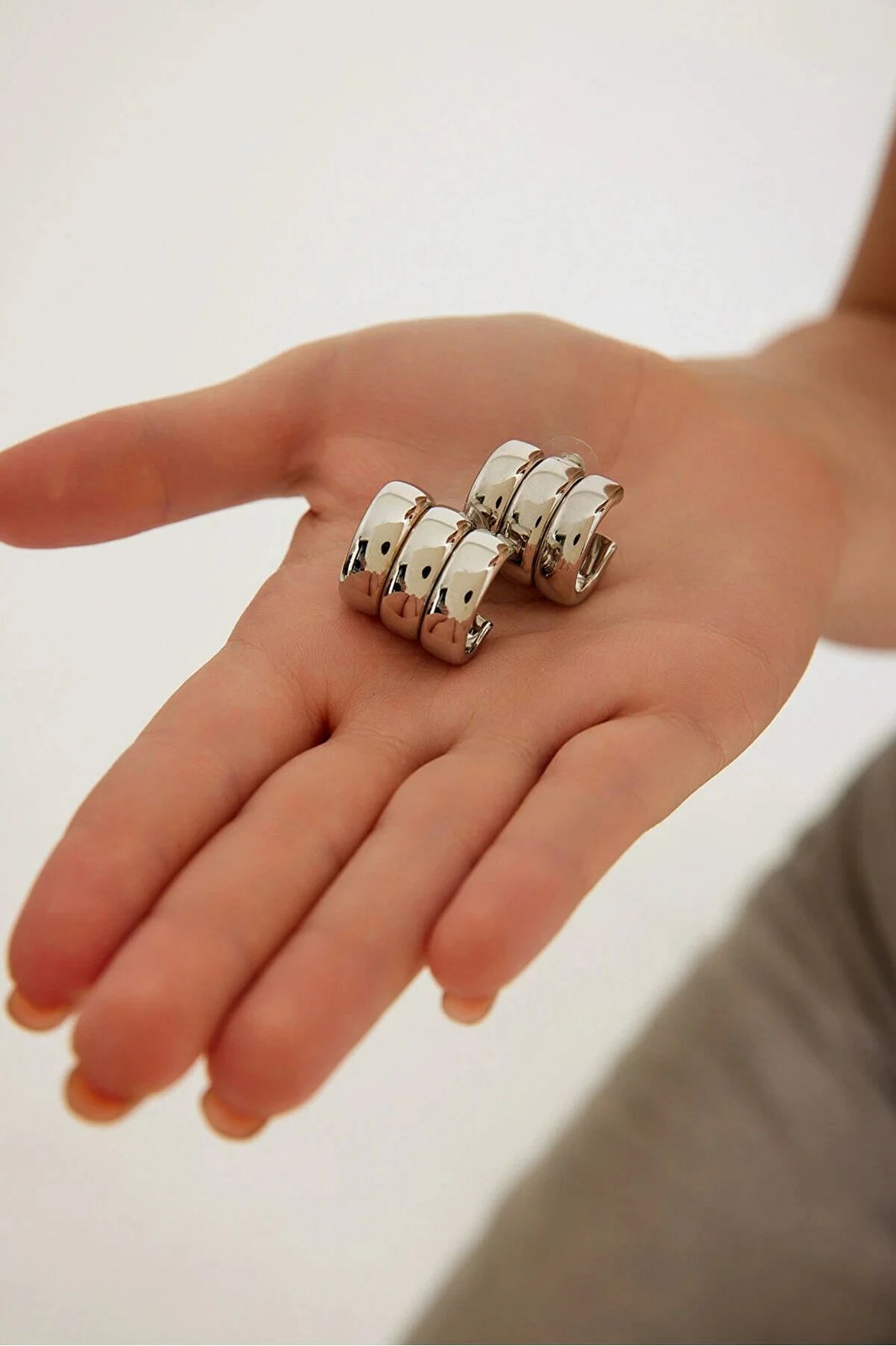 Vathë argjendi Jumeon, Gms-3Bombekp