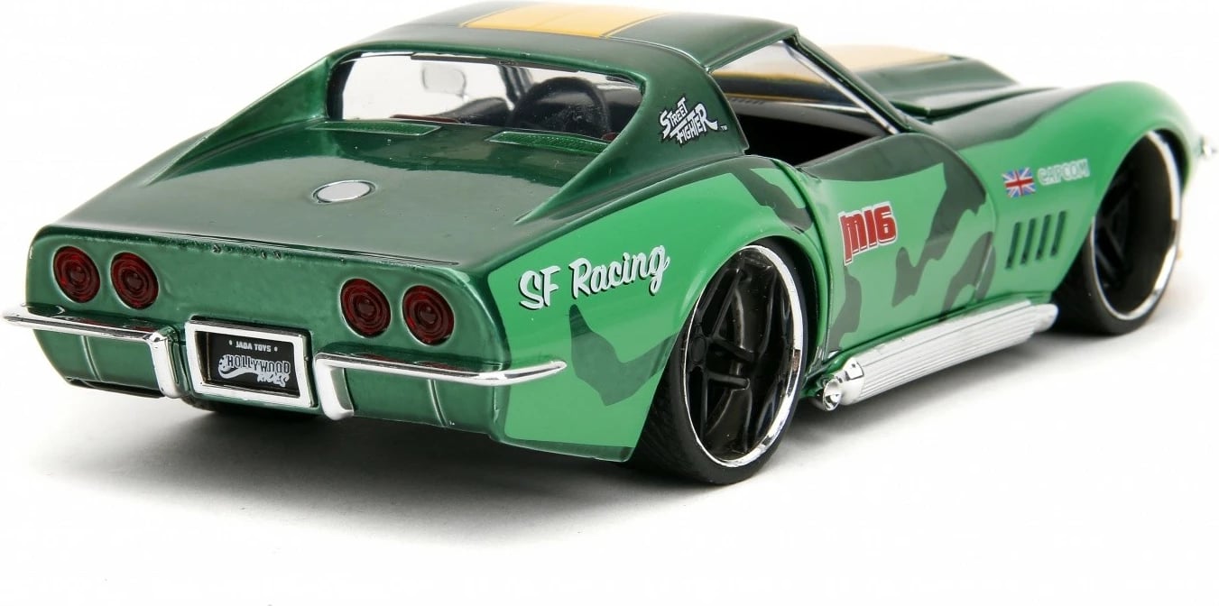 Veture lodër Jada Toys Street Fighter 1969 Chevrolet Corvette 1:24 me figurë Cammy, Gjelbër/Verdhë