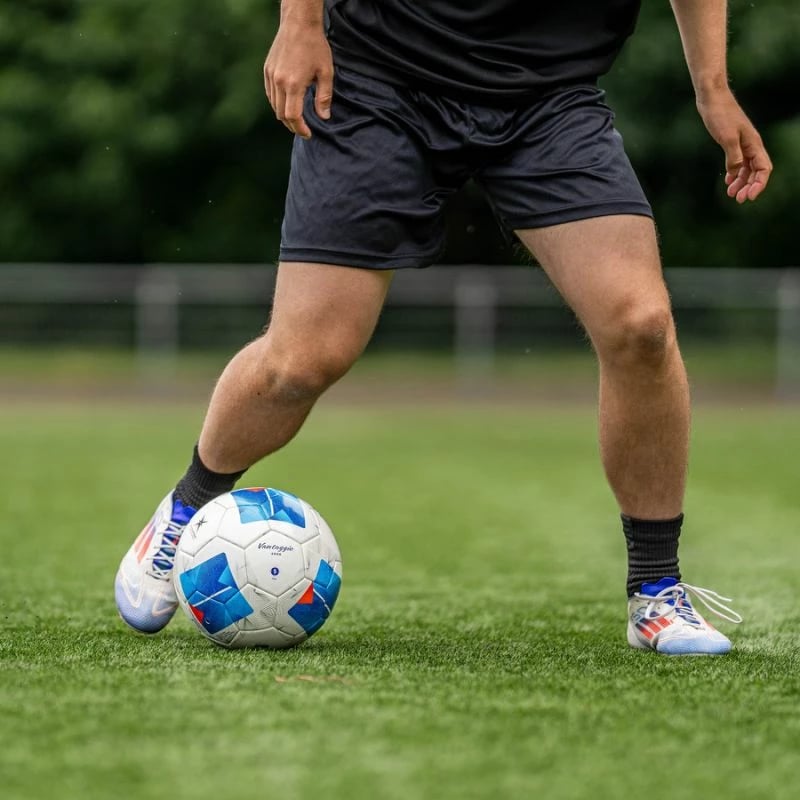 Top futbolli Molten për meshkuj, bardh e kaltër