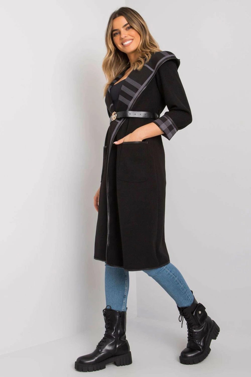 Jakne femra Italy Moda 160421, e zezë