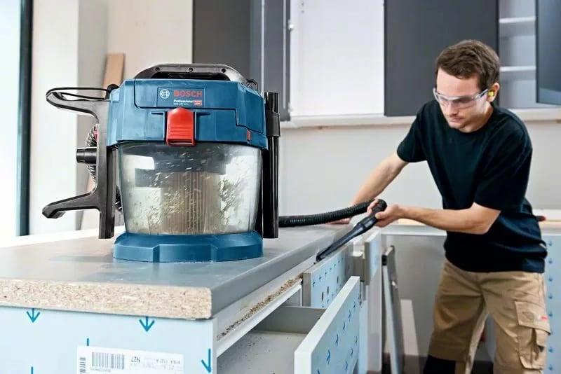 Fshesë industriale BOSCH GAS 18V-10 L Professional, me bateri, 800g, zi/blu