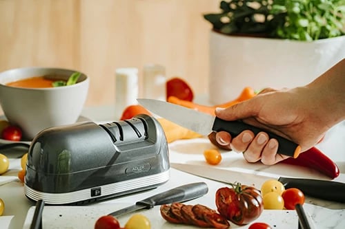 Mprehës elektrik thikash, Adler AD 4508, 2 faza, udhëzues këndesh, 60 W