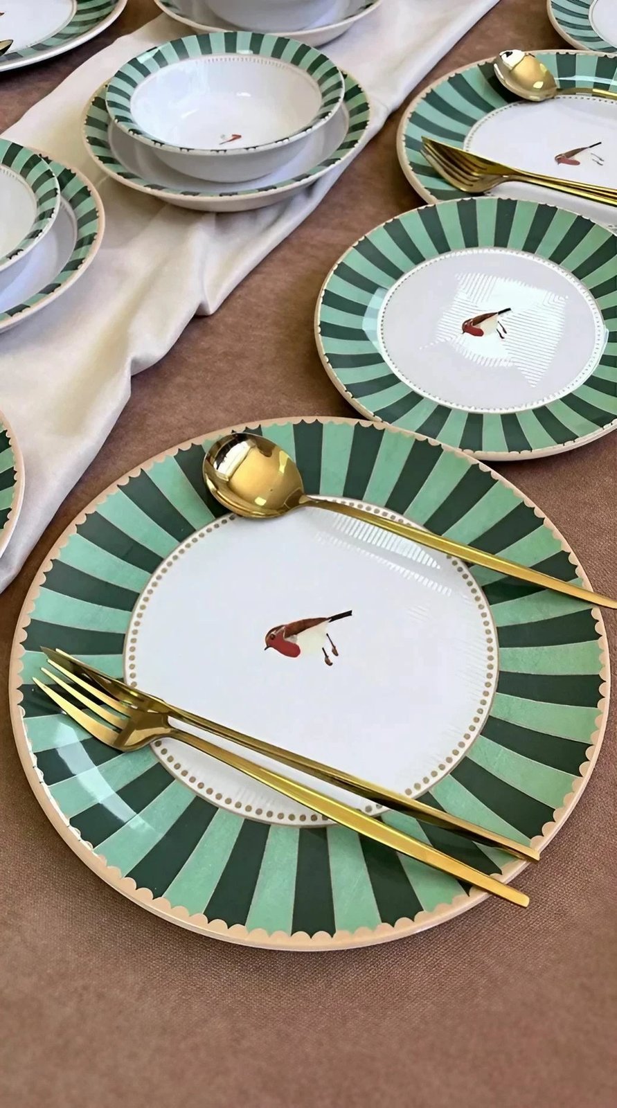 Set enësh për drekë (24 copë), Hermia Concept, Love Bird 24 YT, ngjyrë e gjelbër