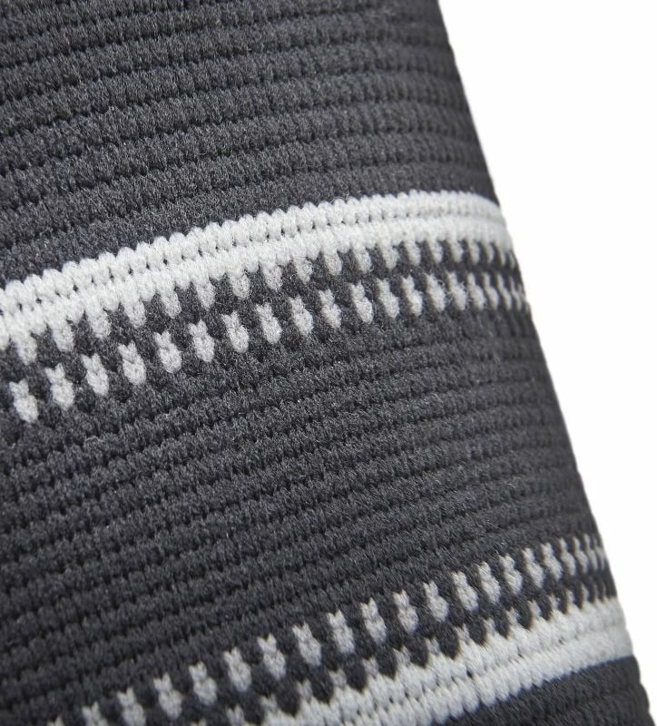 Frotki adidas për meshkuj dhe femra, të zeza Frotki adidas për meshkuj dhe femra, të zeza
