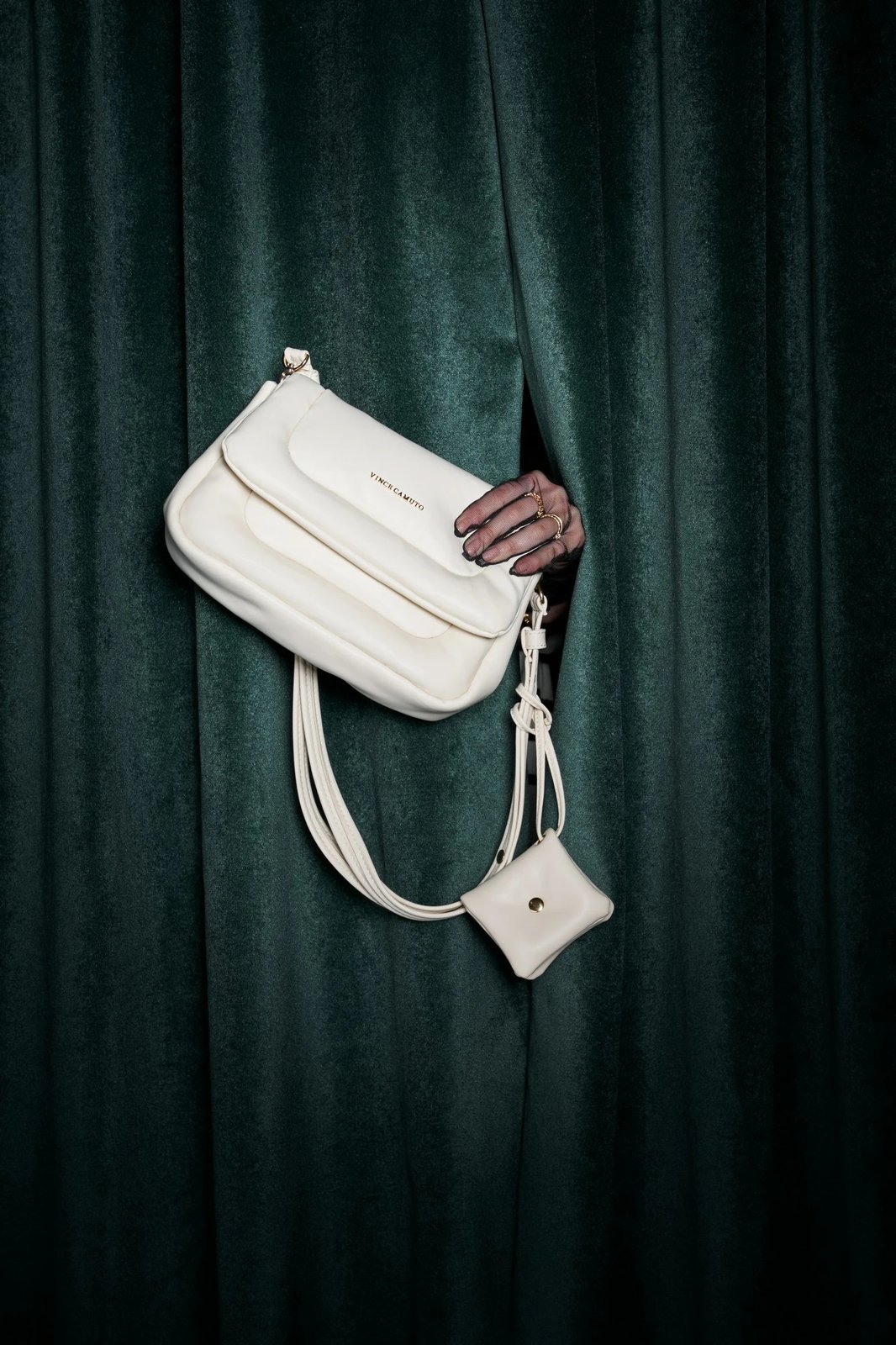 Çantë shpatull për femra, ngjyrë krem, Genoa