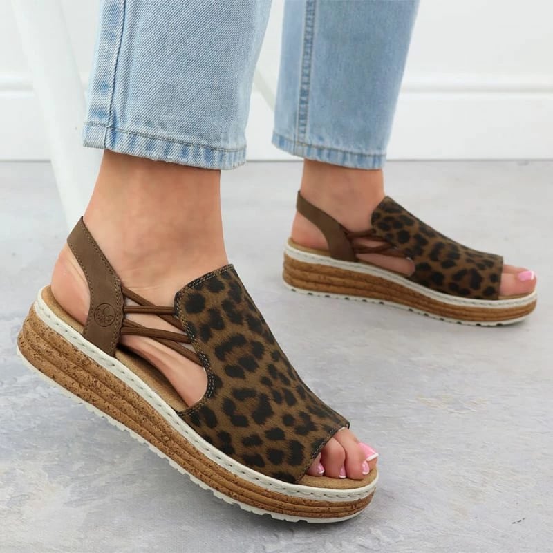 Sandale platforme femra Rieker 62741-90, leopard bezhë