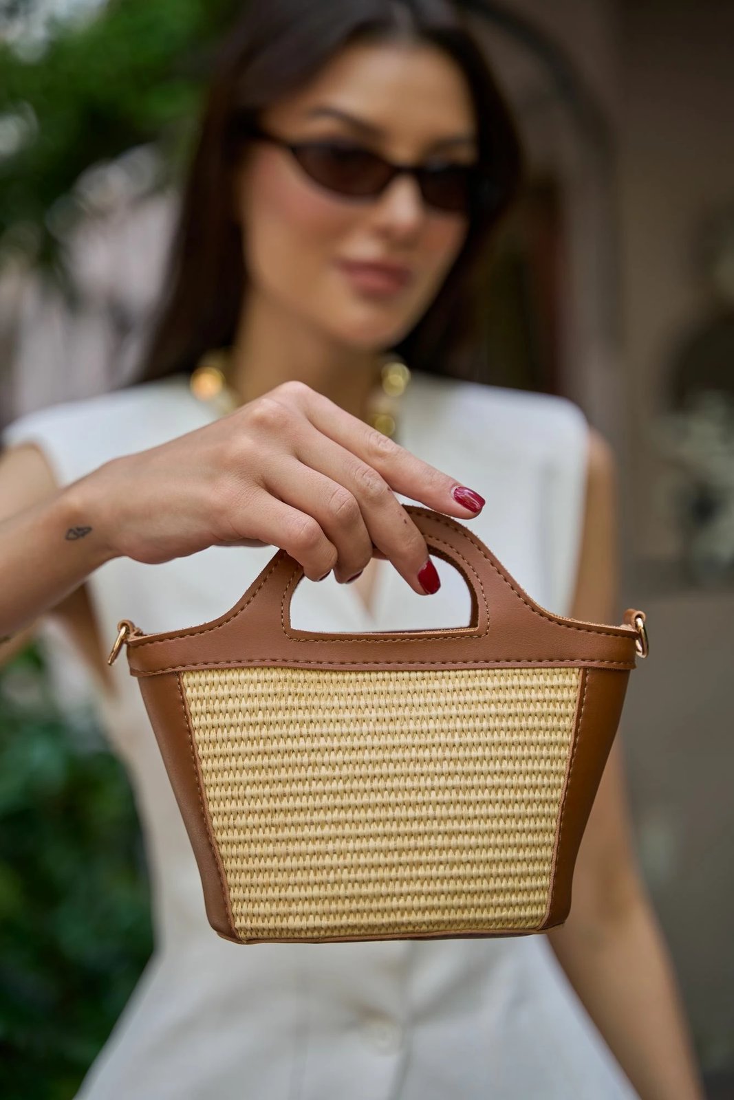 Çantë dore Zoozie Bags, MK1020225SV10-016, ngjyrë tan dhe lis Çantë dore Zoozie Bags, MK1020225SV10-016, ngjyrë tan dhe lis