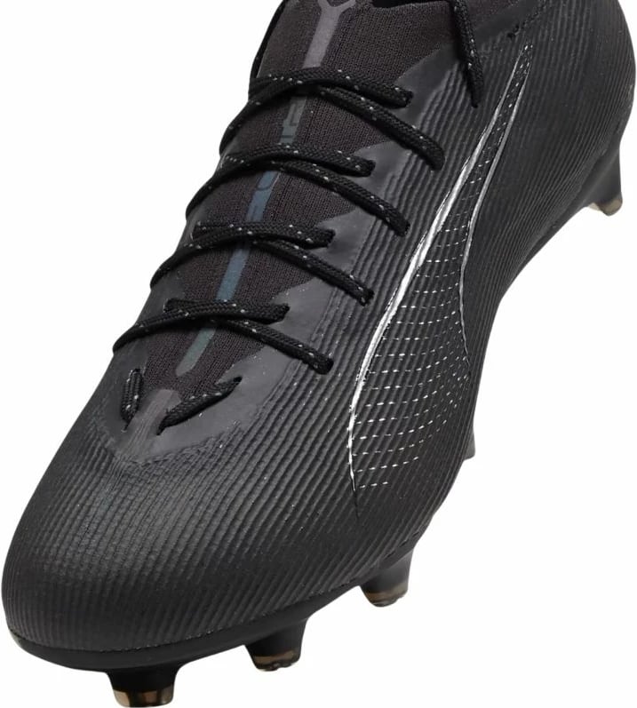 Atlete futbolli Puma për meshkuj, të zeza