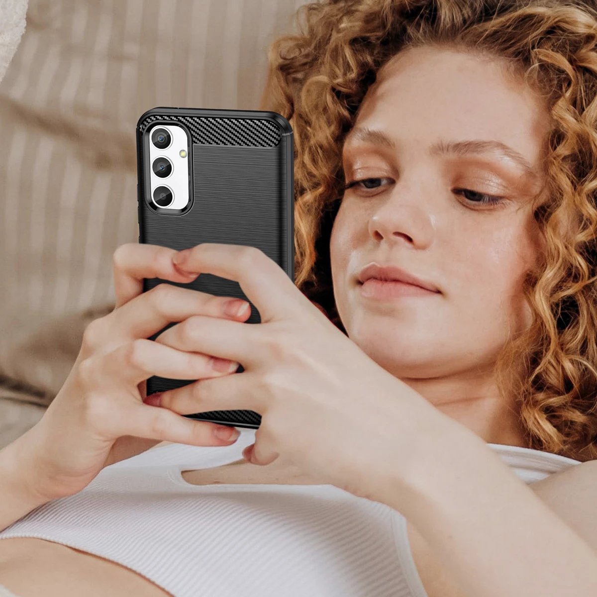 Mbështjellës Hurtel Carbon Case për Realme 10 Pro, TPU, i zi