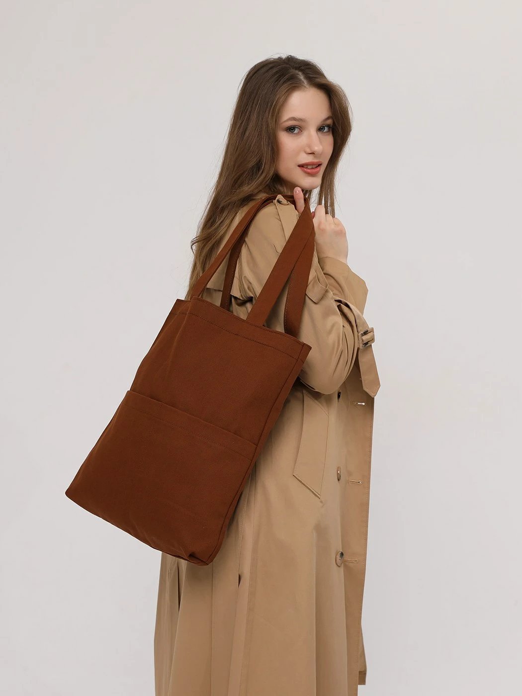 Çantë tote Zoozie Bags, ngjyrë kafe e errët, 2070
