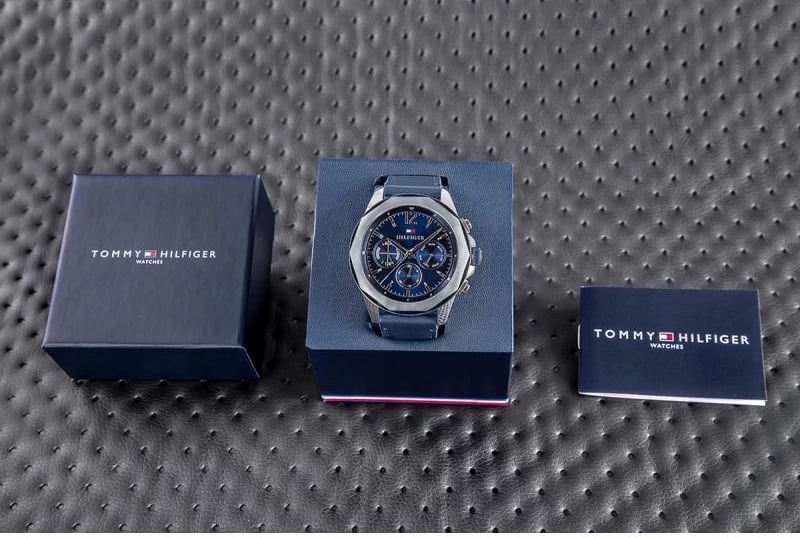 Orë dore për meshkuj Tommy Hilfiger, navy blue