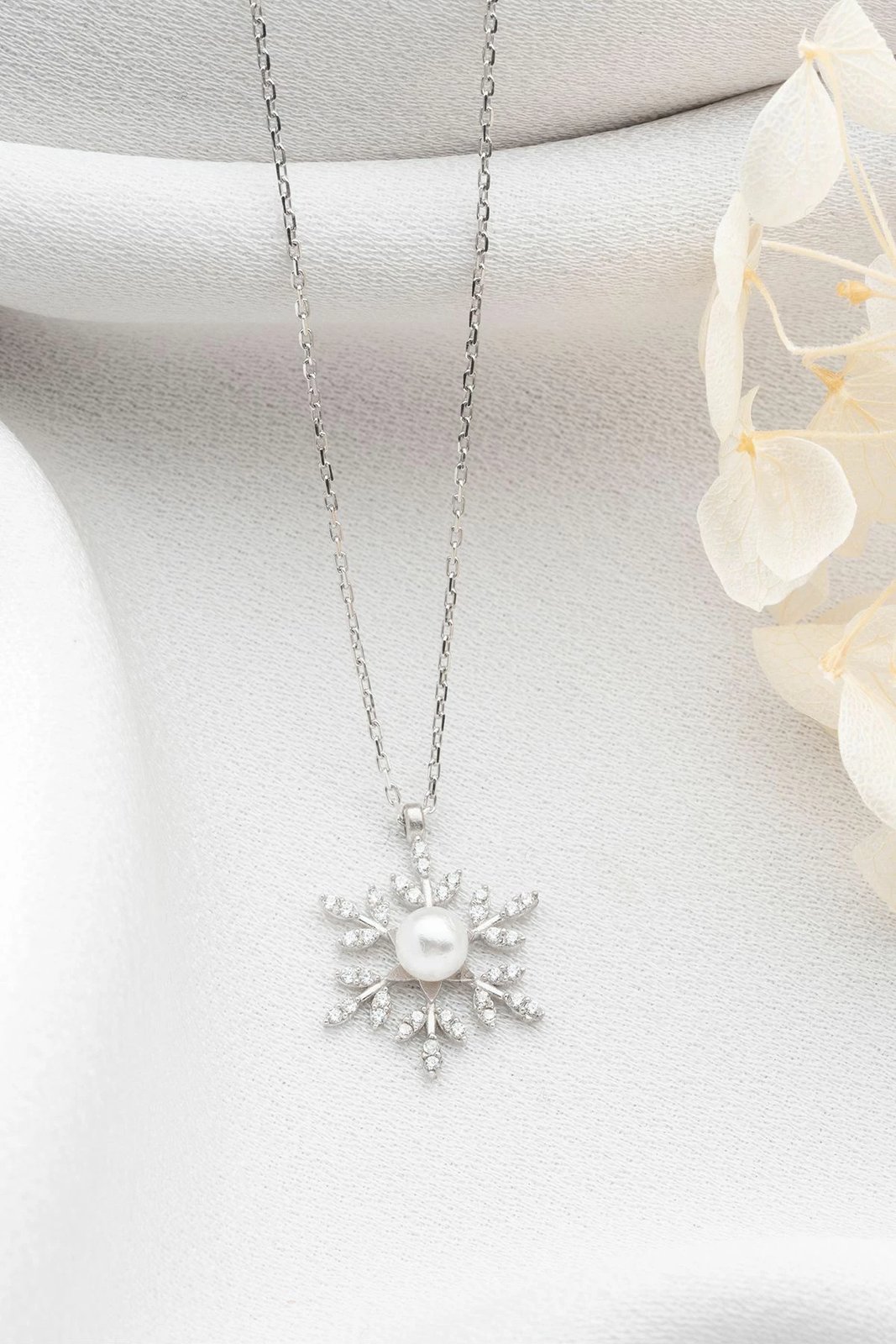 Varëse argjendi, Jumeon, TYC1BD3857EF292D70