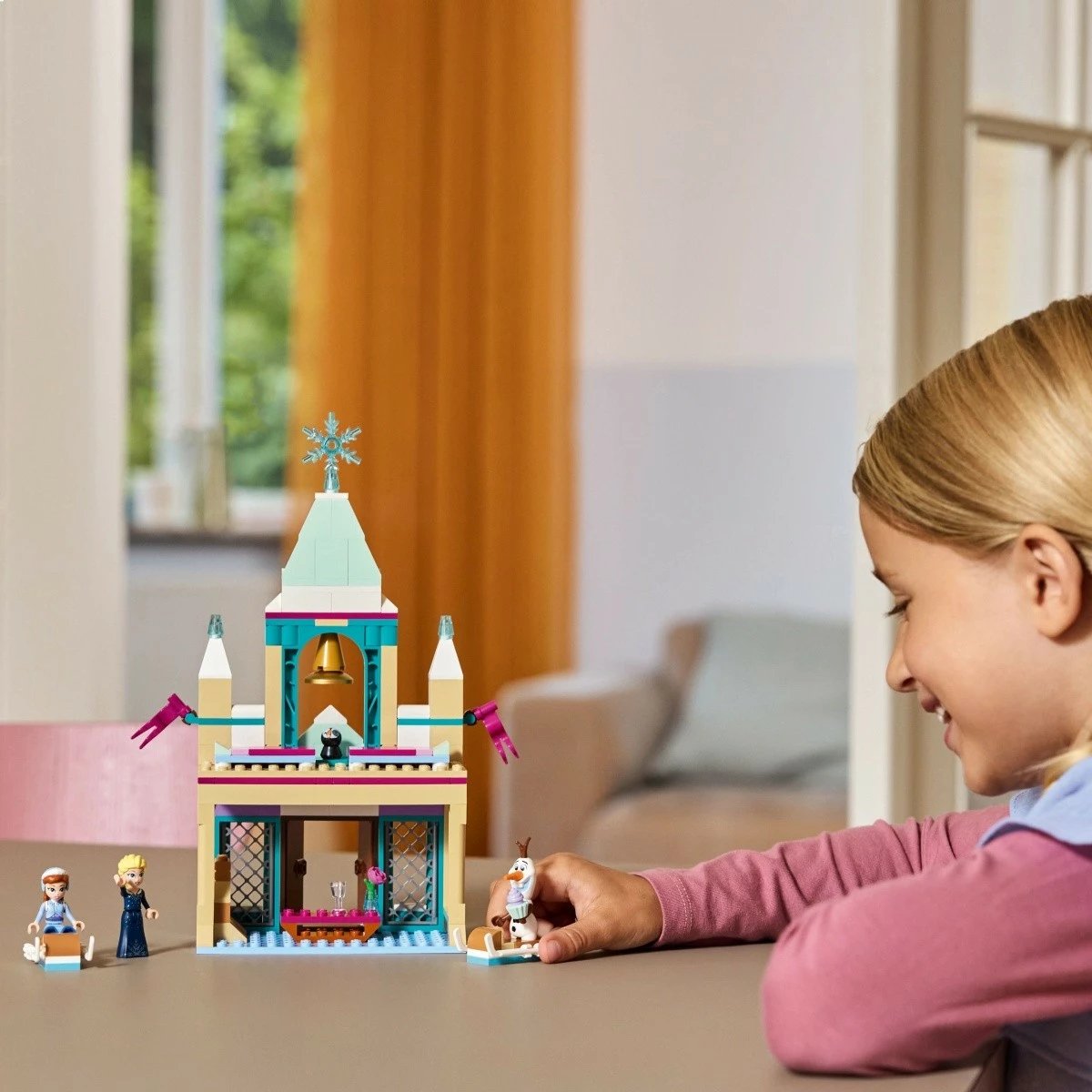 Set LEGO Disney Frozen, 43265, Kështjella në Arendelle, 177 pjesë Set LEGO Disney Frozen, 43265, Kështjella në Arendelle, 177 pjesë