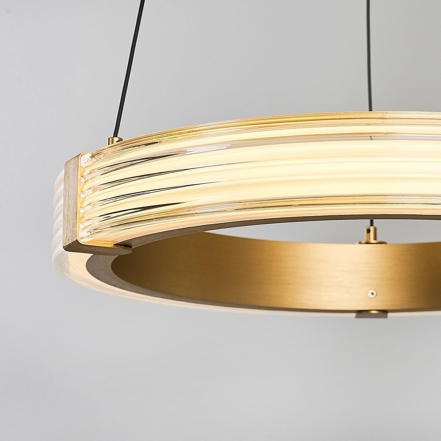 Llambë tavani Opviq, 2719-1A-03, e verdhë Llambë tavani Opviq, 2719-1A-03, e verdhë