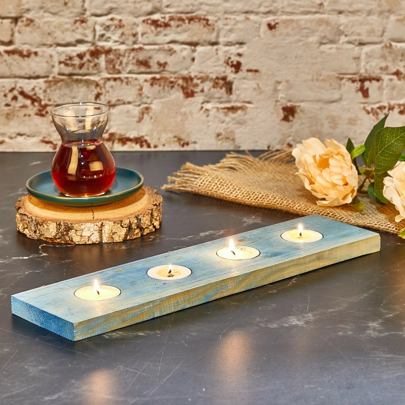 Mbajtëse qirinjsh të vegjël, dru, ngjyrë kaltër, Aberto Design, 35x9cm