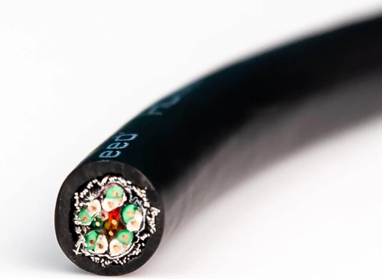 Kabllo HDMI Unitek, e zezë-argjendtë