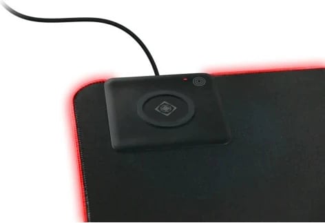 Mauspad Deltaco Gaming RGB me wireless charger, i zi