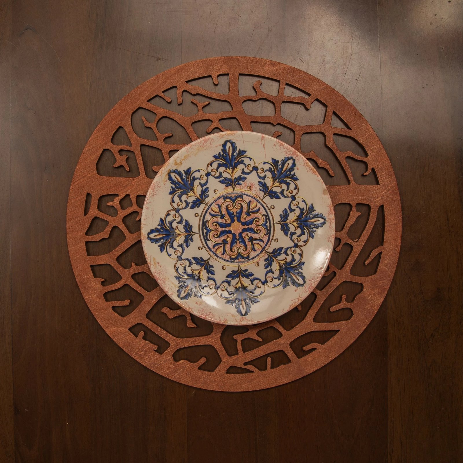 Set nënshimesh druri për tavolinë (6 copë), Hermia, ngjyrë korale - rozë