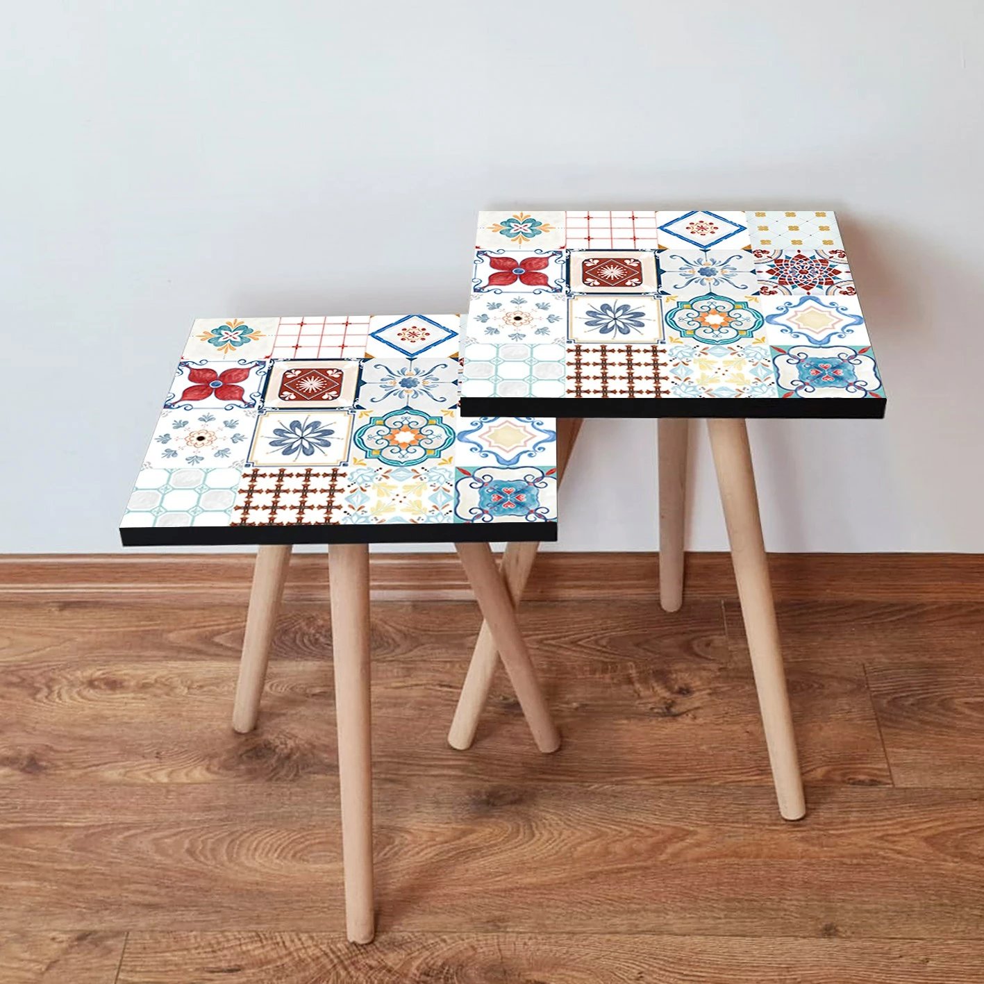 Set tavolinash të mbivendosura, dizajn shumëngjyrësh, Skye Decor, 2Shp398