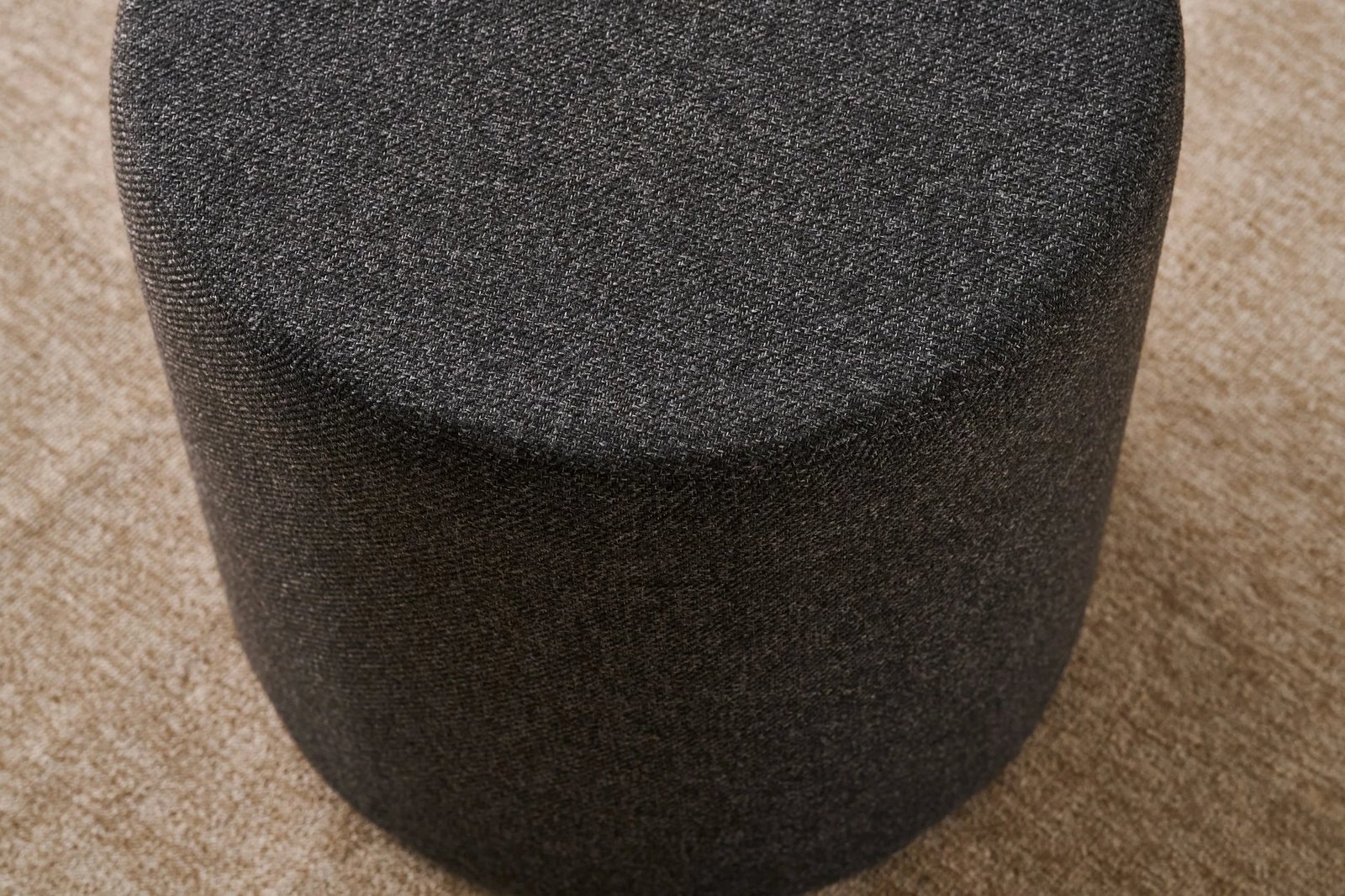 Puf Atelier del Sofa, Bitez, ngjyrë fume