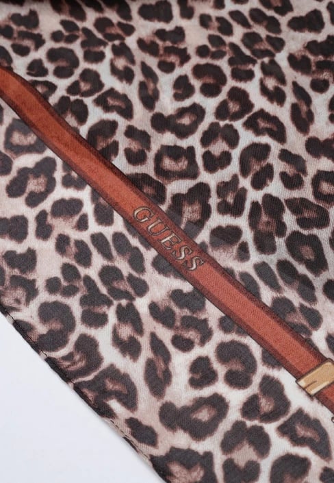 shall femra Guess, leopard, kafe