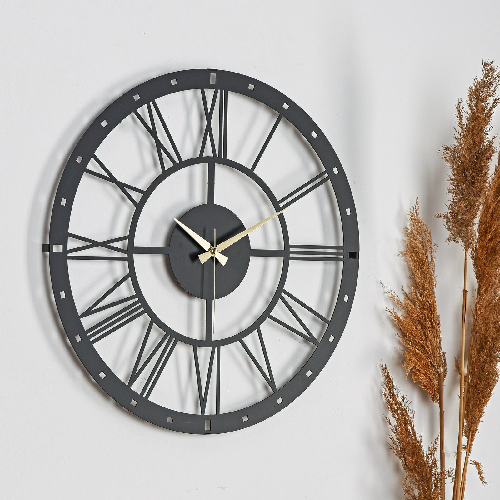 Orë muri dekorative metalike Wallity, Romana, e zezë