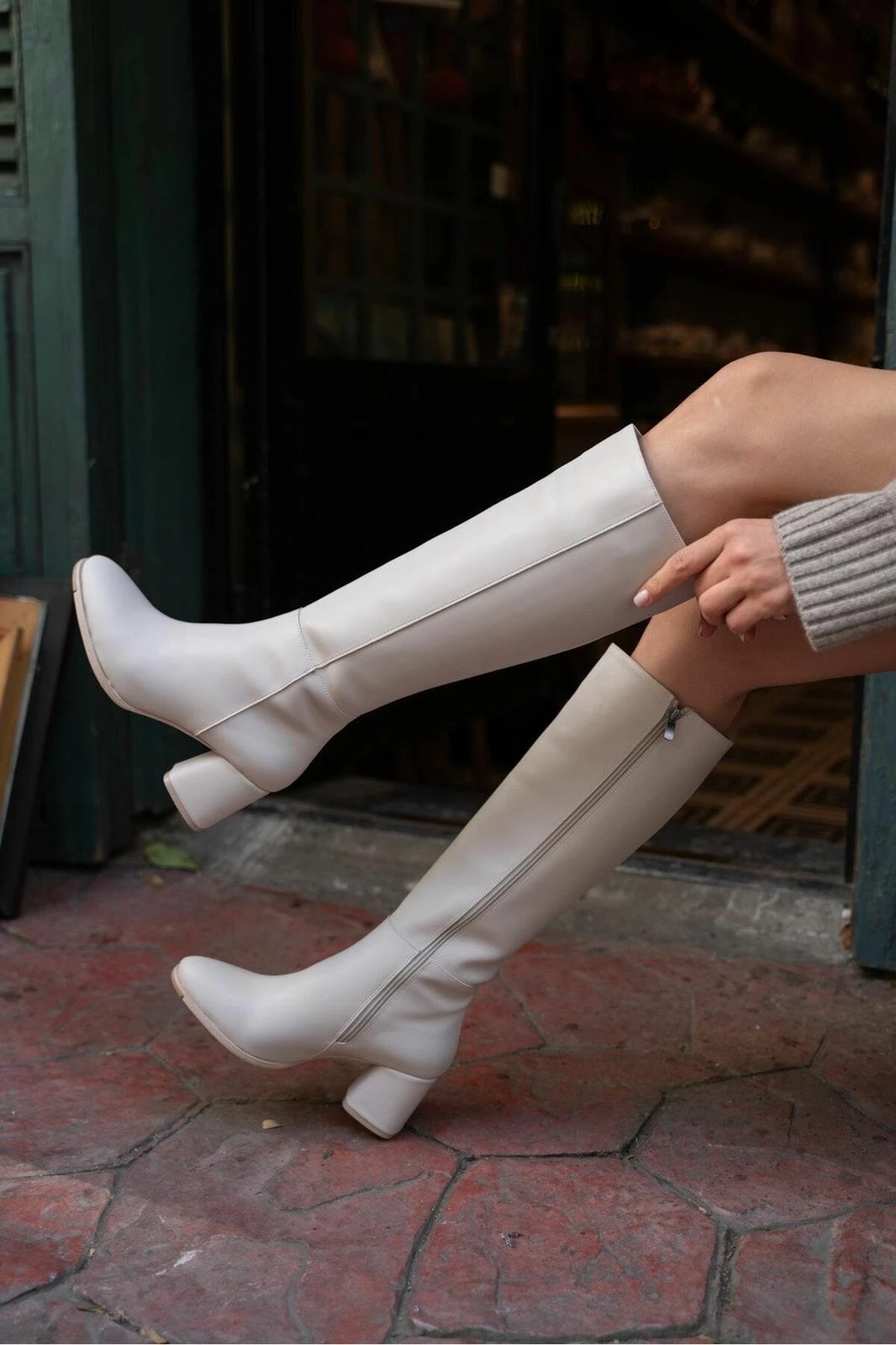 Çizme për gra, ngjyrë bezhë, Jumeon MK1350121KR20-001